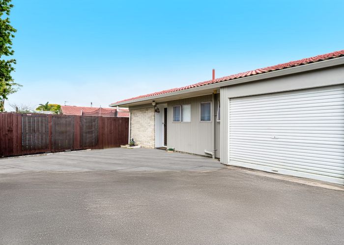  at 2/461 Great South Road, Opaheke, Papakura, Auckland