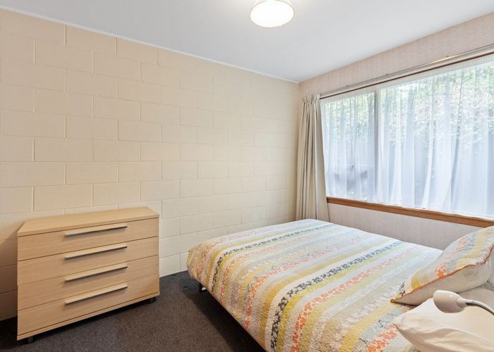  at 1/142 Geraldine Street, Edgeware, Christchurch