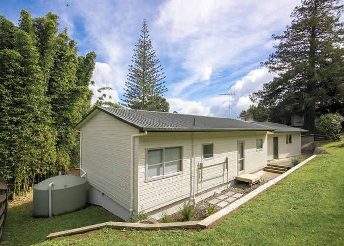  at 52B Valley View Road, Glenfield, North Shore City, Auckland