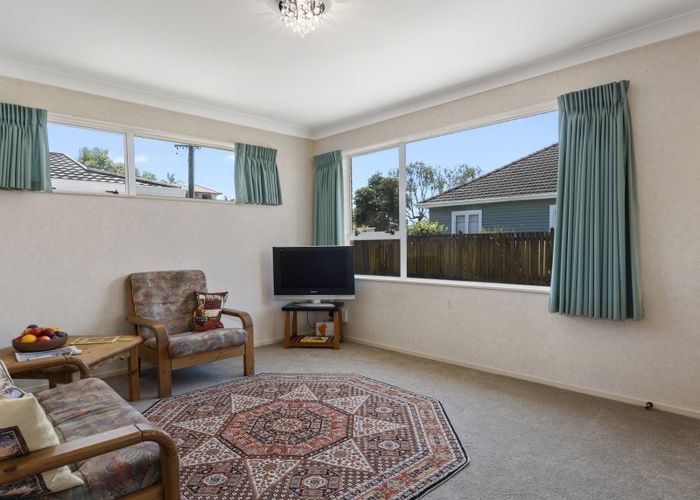  at 2/76 Mansels Road, Greerton, Tauranga