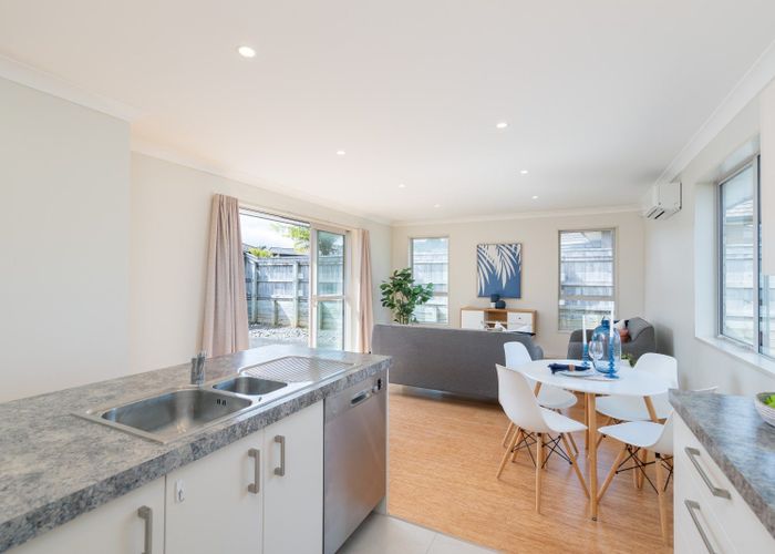 at 72 Sunstone Crescent, Brown Owl, Upper Hutt