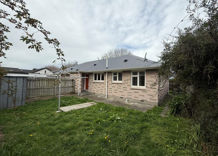 at 2/24 Newbery Street, Opawa, Christchurch City, Canterbury
