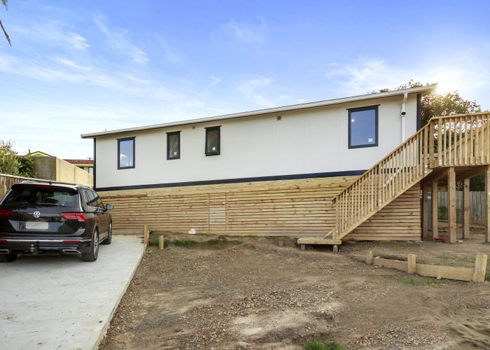  at 104a Te Pene Ave, Titahi Bay, Porirua, Wellington