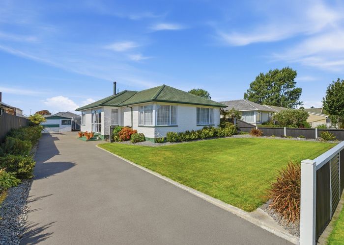  at 37 Dunstan Crescent, Hornby, Christchurch City, Canterbury