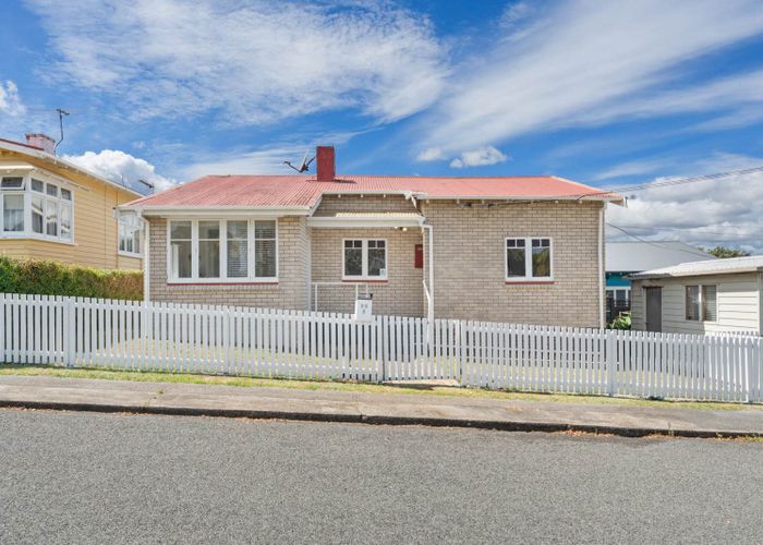  at 32 Hardington Street, Onehunga, Auckland City, Auckland