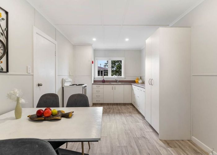  at 2102 Great North Road, Avondale, Auckland City, Auckland