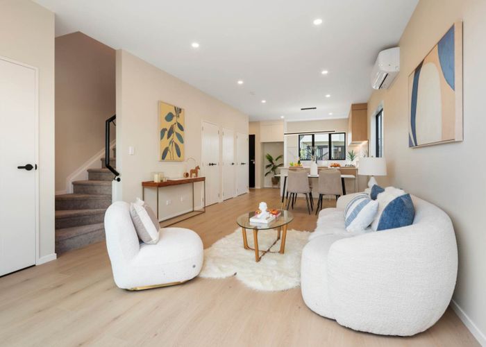  at 6 Greenbrier Street, Westgate, Waitakere City, Auckland