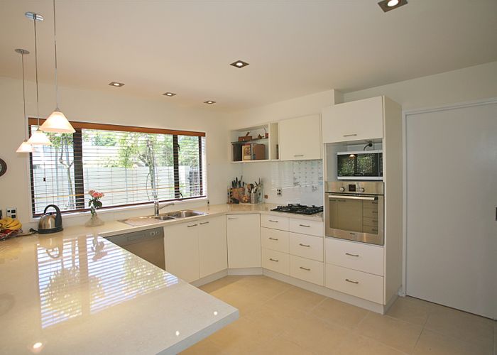  at 1/90 Jeffreys Road, Fendalton, Christchurch