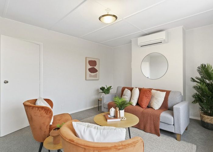  at 33 Victory Avenue, Karori, Wellington