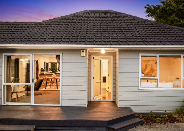  at 50a Godley Road, Green Bay, Waitakere City, Auckland