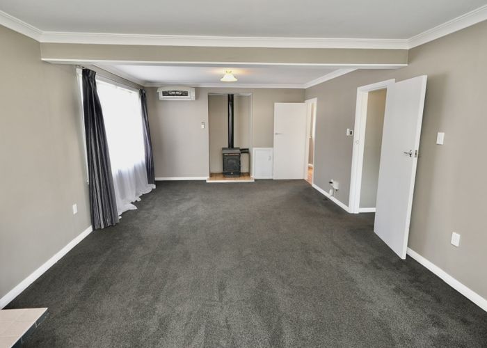  at 11 Belvedere Crescent, Takaro, Palmerston North