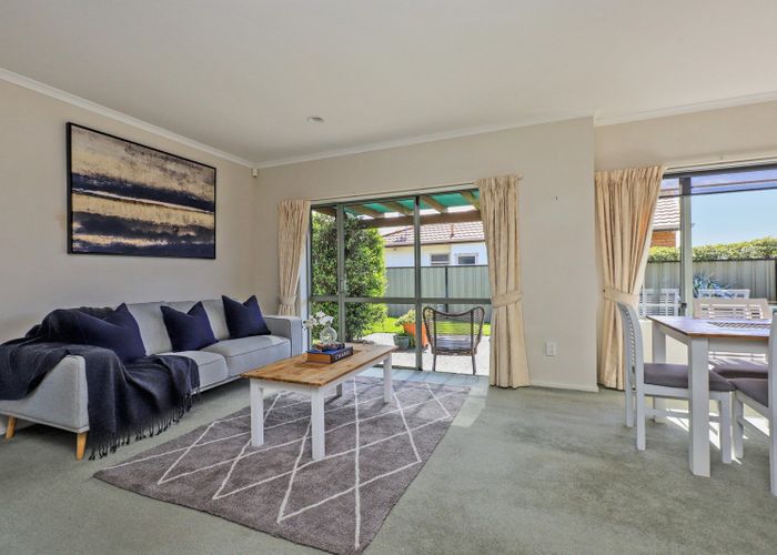  at 2 Addington Place, Taradale, Napier