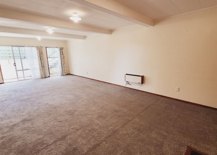  at 4 Arcadia Crescent, Bayview, Auckland