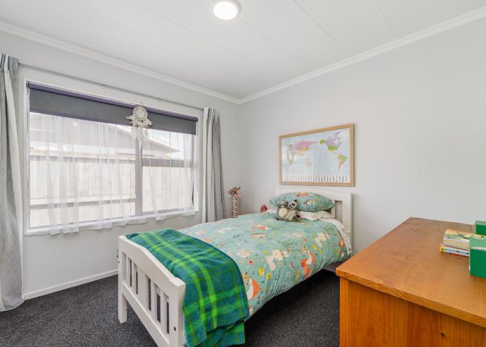  at 8 Chelmarsh Place, Highbury, Palmerston North, Manawatu / Whanganui