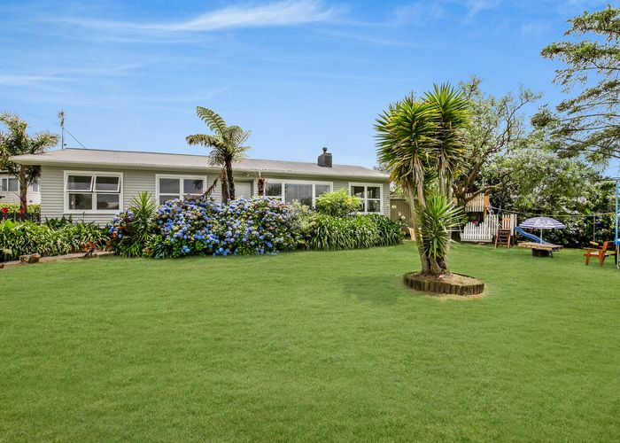  at 52 Preston Road, Clover Park, Auckland