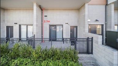  at 2/2 Mahalo Avenue, Wiri, Auckland