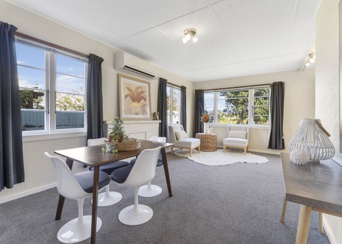  at 44 Bluegum Road, Paraparaumu Beach, Kapiti Coast, Wellington