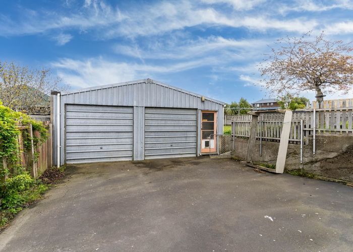  at 4 Burgess Street, Green Island, Dunedin