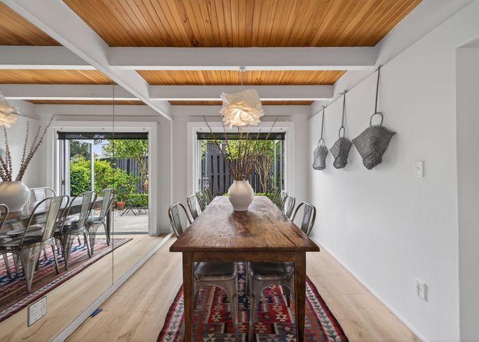  at 10 Holmwood Road, Fendalton, Christchurch City, Canterbury