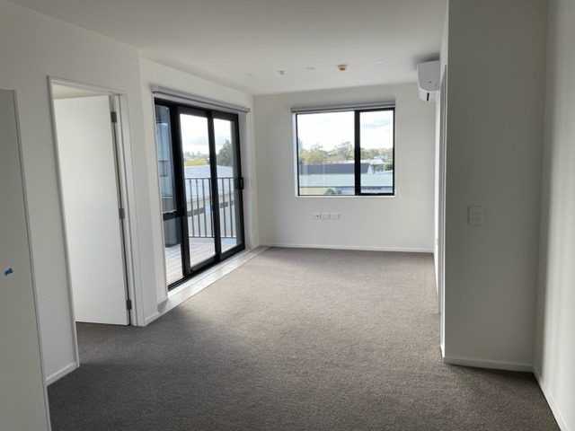  at 102/28C Eileen Newey Place, Henderson, Waitakere City, Auckland