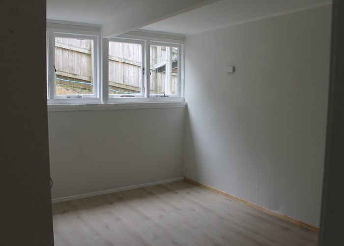  at 2/39C Whitney Street, New Windsor, Auckland City, Auckland