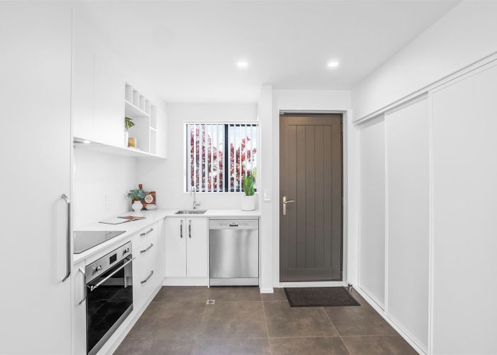  at 2/129 Sherborne Street, St Albans, Christchurch