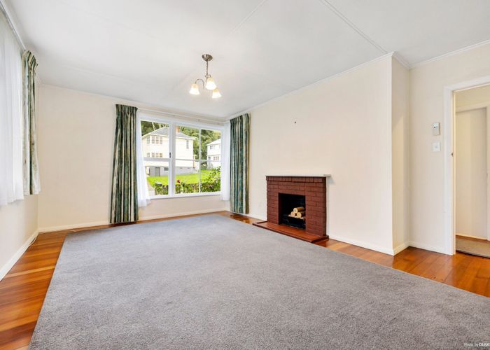  at 27 Fyvie Avenue, Mount Roskill, Auckland City, Auckland