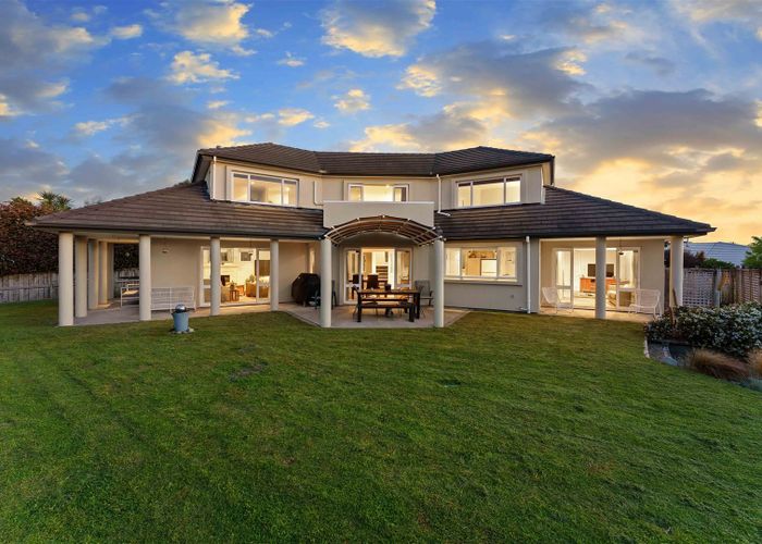  at 18 Bearing West Court, Paraparaumu