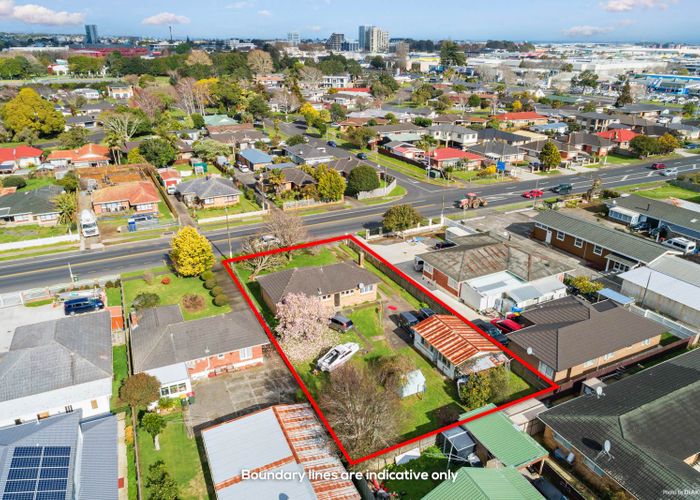  at 18 Reagan Road, Manukau, Auckland