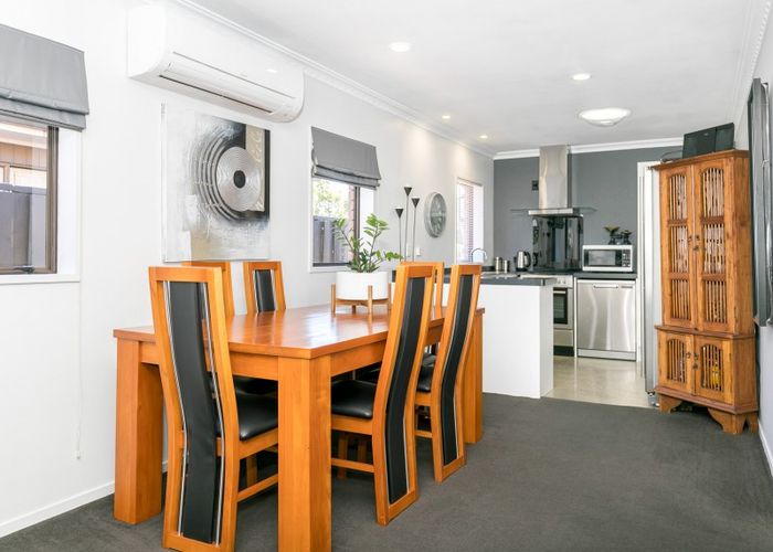  at 7 Cascade Place, Chartwell, Hamilton