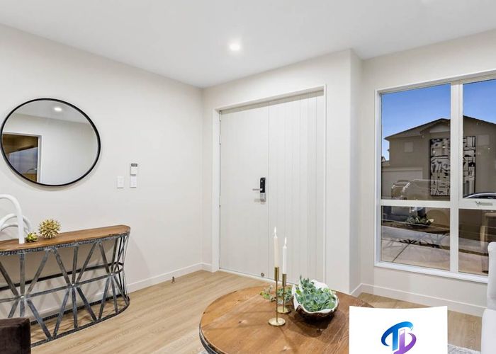  at 17 Bushfield Drive, Flat Bush, Manukau City, Auckland