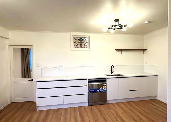  at 15 Bowling ave, Epsom, Auckland City, Auckland