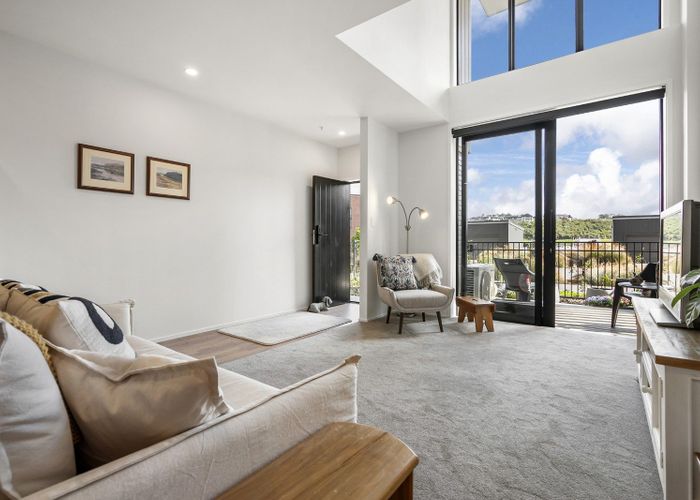 at 8/18 Karengo Street, Long Bay, North Shore City, Auckland
