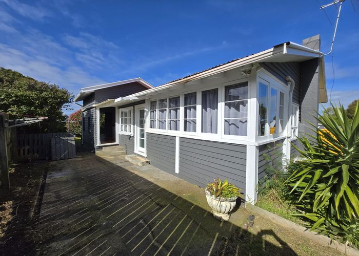  at 40 Evans Road, Weymouth, Manukau City, Auckland