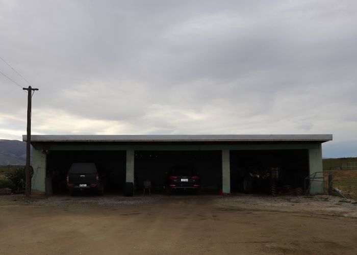  at 504 Lauder-Matakanui Road, DRYBREAD, OMAKAU