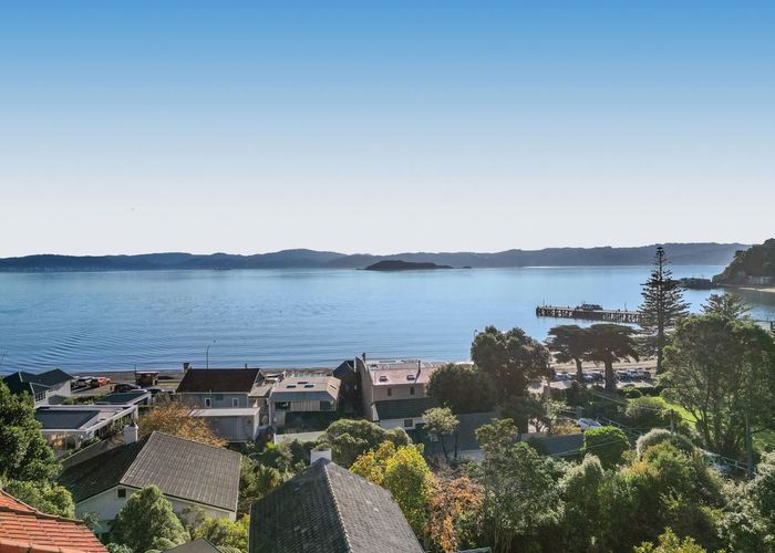  at 10A Moana Road, Days Bay, Lower Hutt
