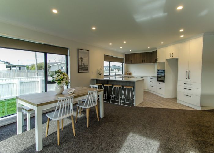  at 34 Roore Street, Foxton Beach, Foxton