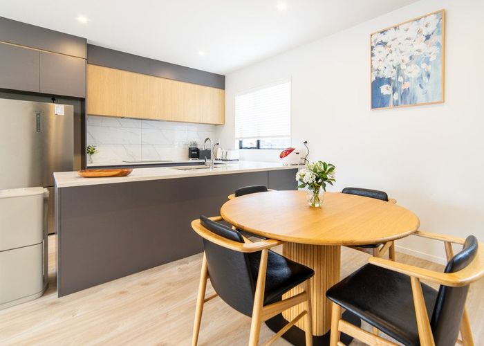  at 2/20 Eban Ave, Hillcrest, North Shore City, Auckland