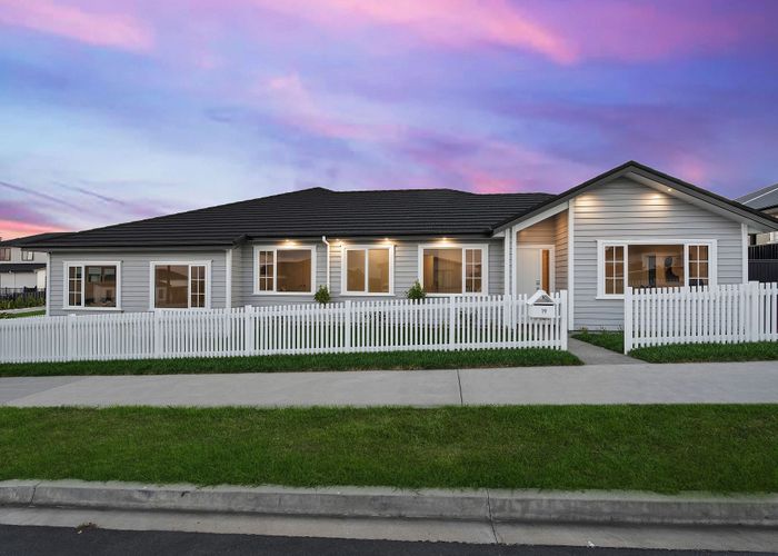  at 19 Fallowdown Street, Milldale, Rodney, Auckland