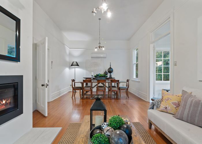  at 11 Jacksons Road, Fendalton, Christchurch City, Canterbury