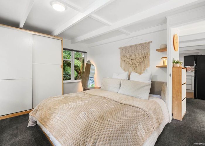  at 160 Laingholm Drive, Laingholm, Waitakere City, Auckland