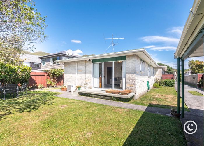  at 4/13 St Ronans AVE, Waterloo, Lower Hutt