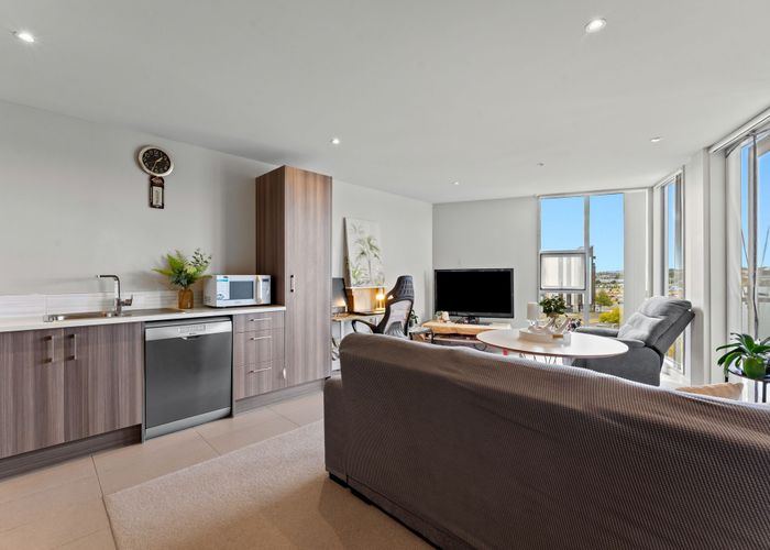  at 403/1 Rose Garden Lane, Albany, North Shore City, Auckland