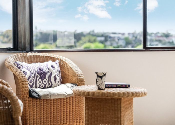  at 156 Chelsea View Drive, Chatswood, North Shore City, Auckland