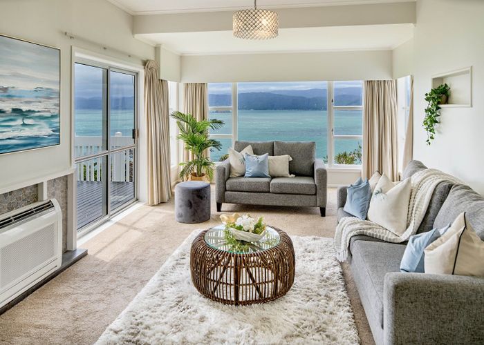 at 134 Nevay Road, Karaka Bays, Wellington