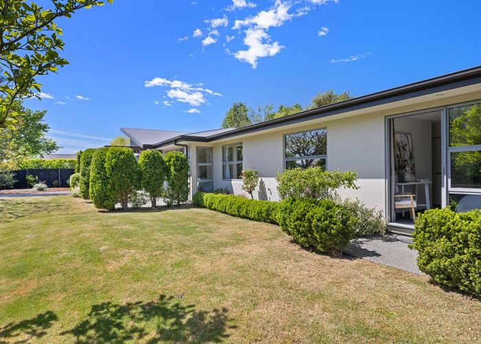  at 14 Redwood Place, St. Albans, Christchurch City, Canterbury