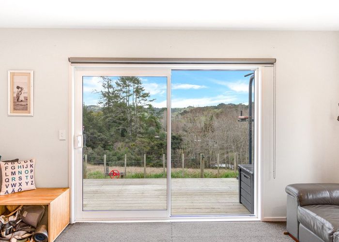  at 2/206b Tawa Road, Kumeu, Rodney, Auckland