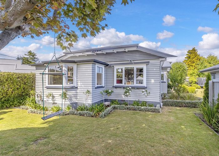  at 7 Fairview Street, Somerfield, Christchurch