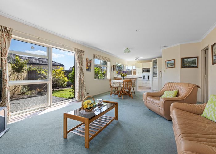  at 11 Francis Skinner Place, Orewa, Orewa