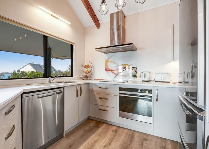  at 20 Hinemoa Place, Snells Beach, Rodney, Auckland